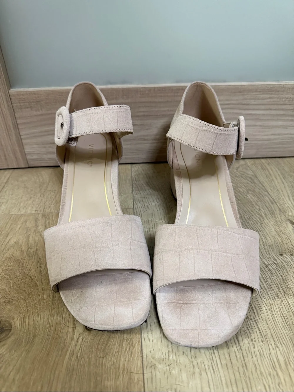 Vionic stylish sandals